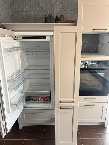 Esche lackiert in Kaschmir
