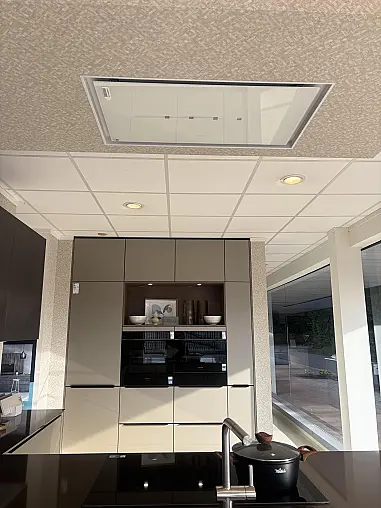 Concept130  in Champagner und Braun metallic inkl. Siemens Studioline