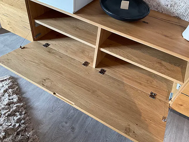 Hängeanrichte