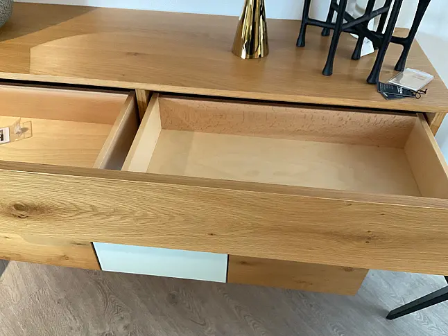 Hängeanrichte Asteiche