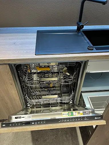 Exklusive Messeküche - Luxus pur - LED-Beleuchtungen ohne Ende - inkl. Stühle