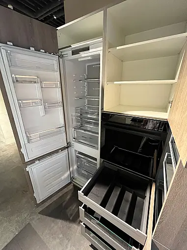 Exklusive Messeküche - Luxus pur - LED-Beleuchtungen ohne Ende - inkl. Stühle