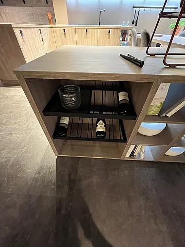 Exklusive Messeküche - Luxus pur - LED-Beleuchtungen ohne Ende - inkl. Stühle