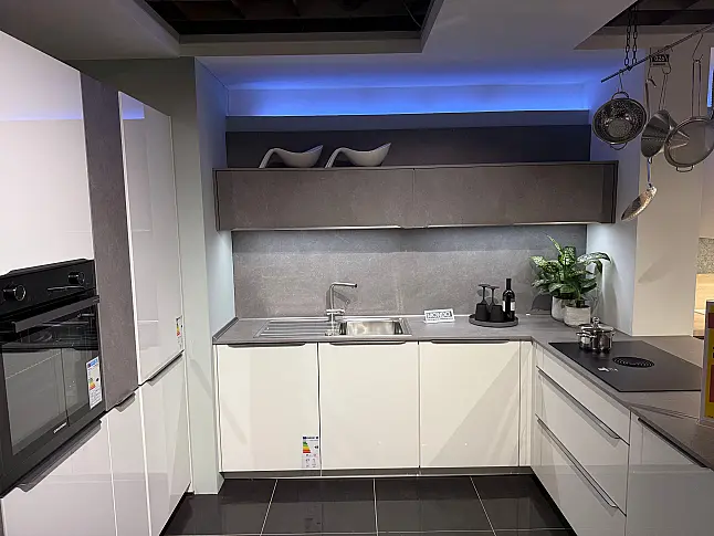 Musterküche Koje 026 im Wohnkaufhaus Krefeld