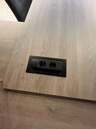 Exklusive Messeküche - Luxus pur - LED-Beleuchtungen ohne Ende - inkl. Stühle