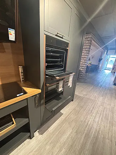 Country-Style-Küche  mit modernsten E-Geräten