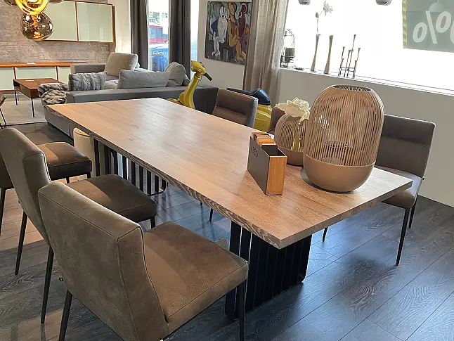 Tisch Lamello und Stühle KFF D-Fine