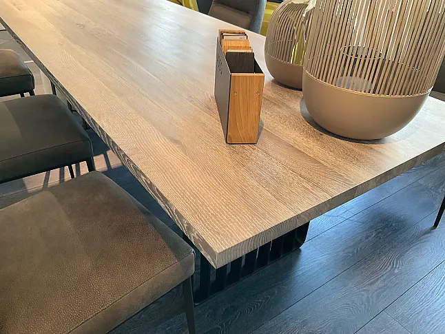 Tisch Lamello und Stühle KFF D-Fine