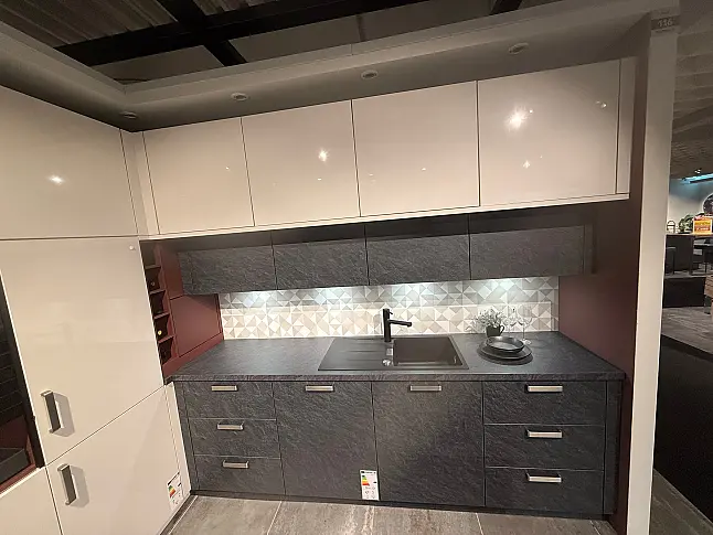 Musterküche aus Koje 116 im Wohnkaufhaus Krefeld
