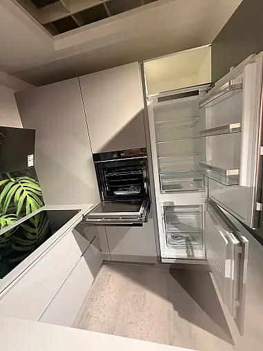 Musterküche aus Koje 075 im Wohnkaufhaus Krefeld