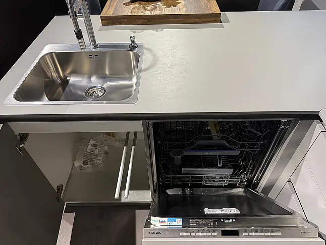 Musterküche aus Koje 075 im Wohnkaufhaus Krefeld