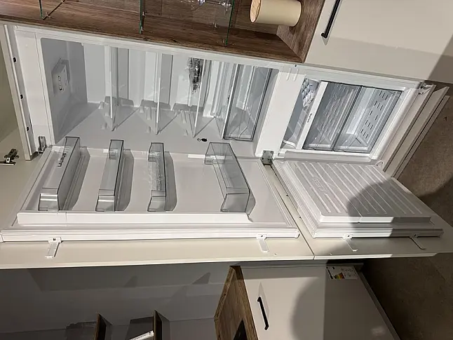 Abverkaufsküche Nobilia Touch Lacklaminat Seidengrau