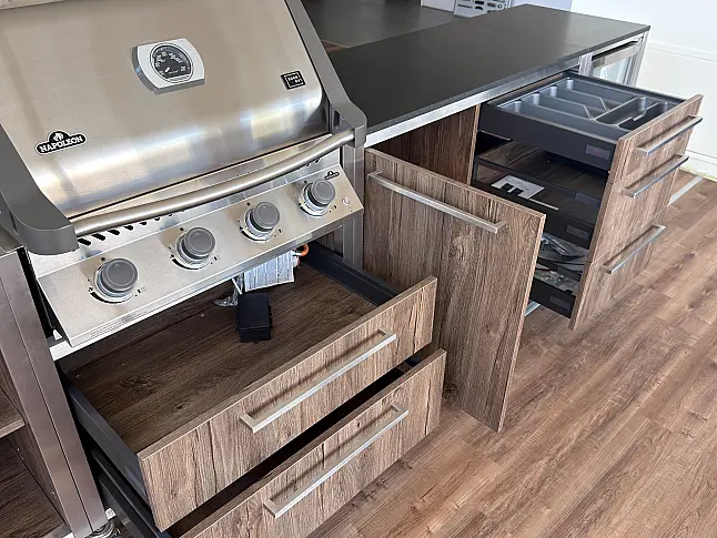 Burn Outdoor Kitchen Outdoor-Küche mit Napoleon PRO 500 und Caso BBQ-Cooler