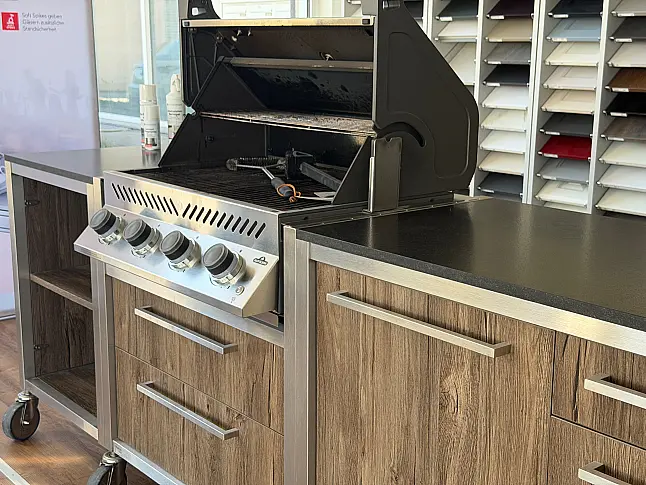 Burn Outdoor Kitchen Outdoor-Küche mit Napoleon PRO 500 und Caso BBQ-Cooler