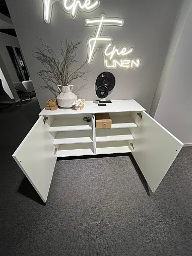 Exklusive Anbauwand / Wohnwand - LED-Beleuchtungen - Sideboard - Messestück