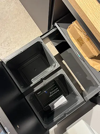 Abverkaufsküche Schüller Fino Schwarz