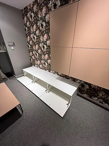 Exklusive Anbauwand / Wohnwand / TV-Board inkl. Couchtisch - Messestück - sofort verfügbar