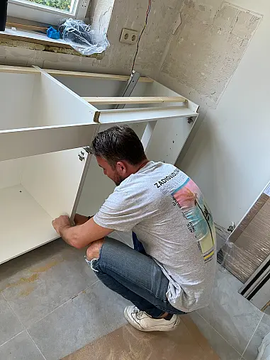 Afwerking tegen krassen en vingerafdrukbestendig, werkblad met houten uitstraling