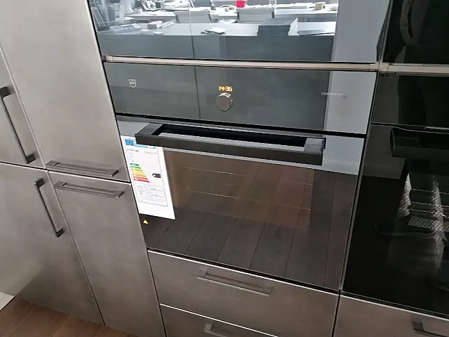 V Zug Ausstellungsgerät