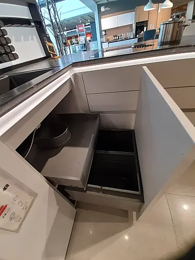 U-Form mit angesetzter Insel  I  K080