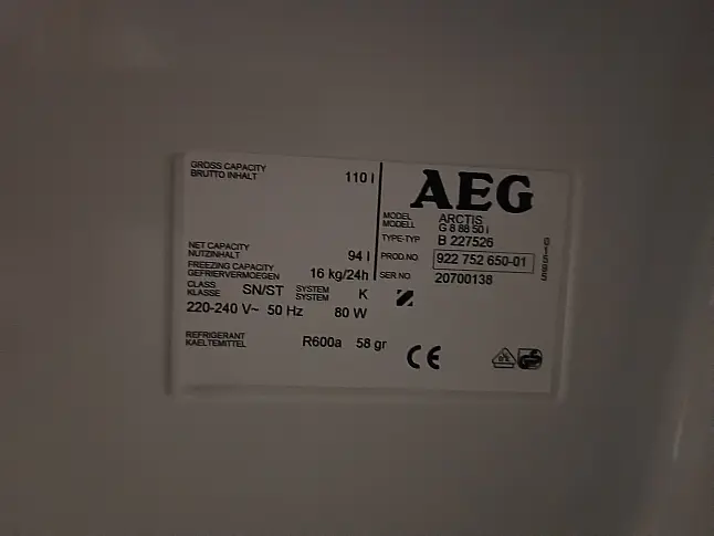 KARNISCHE MASSIV MÖBEL Fichte massiv patiniert