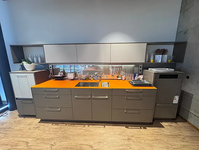 Silbergrau Glas-Küchenarbeitsplatte
