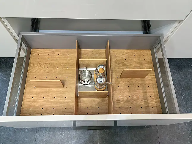 Stilvolle Küche in U-Form mit besonderen Details