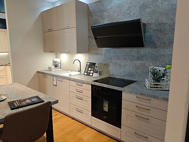 Landhaus Kassettenoptik: Tradition und Moderne vereint