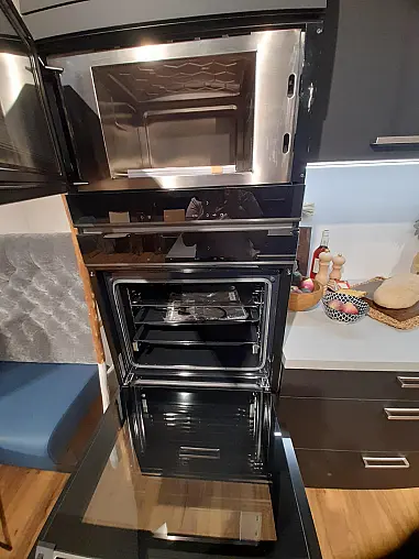 Moderne Küche mit Insel  I  K023