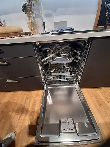 Moderne Küche mit Insel  I  K023