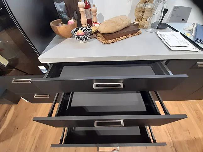 Moderne Küche mit Insel  I  K023