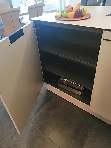 Moderne und zeitlose U-Küche