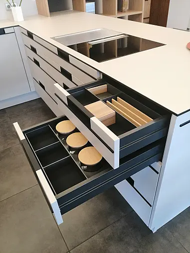 Moderne und zeitlose U-Küche