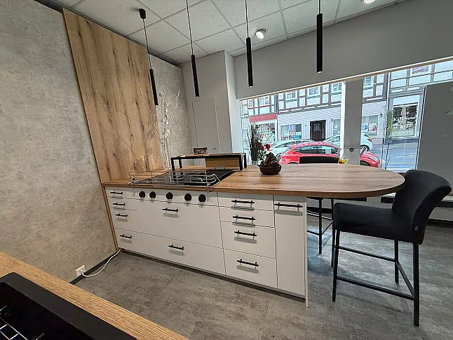 Hochwert ausgestattete Ballerina Top Melaminharz Schneeweiß mit Classc Oak Nachbildung und Berbel Muldenlüfter