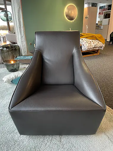 Sessel "Doda" mit hoher Rückenlehen, drehbar, Leder dunkelbraun