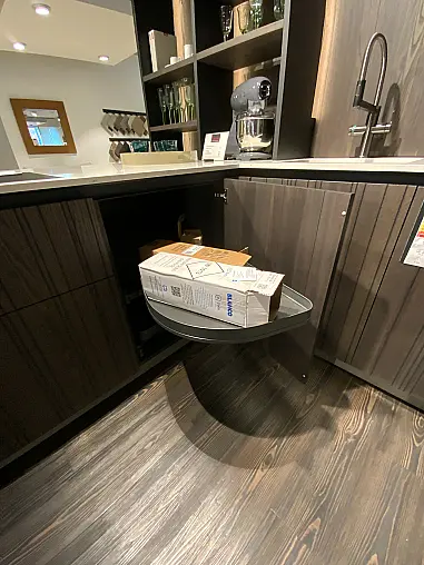 Leicht Bahia F45 mit Insel und Geräten