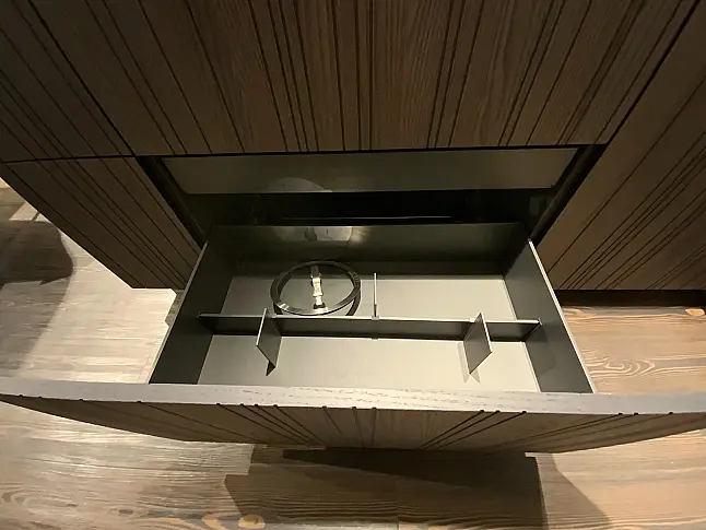 Leicht Bahia F45 mit Insel und Geräten