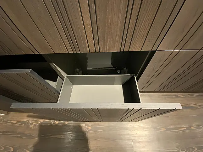 Leicht Bahia F45 mit Insel und Geräten