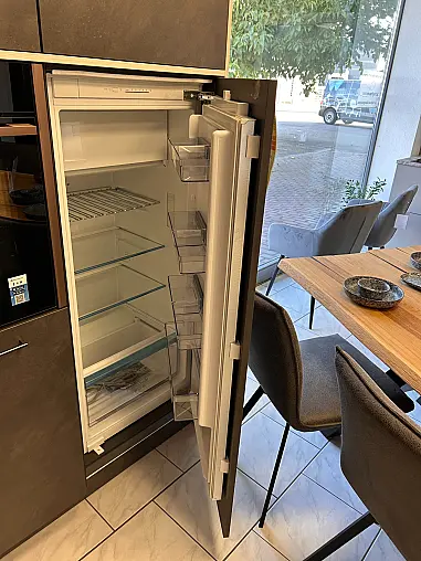 Hochwertige Küche mit Top-Geräten zum Schnäppchenpreis