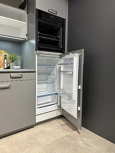 Moderne Einbauküche in L-Form von Schüller