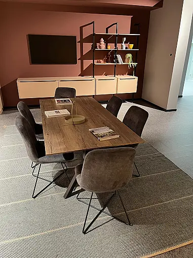 Exklusives Esszimmer - Messestück - Sideboard schwebende Optik mit LED-Backlight-System - Tischgruppe mit 6 Stühlen