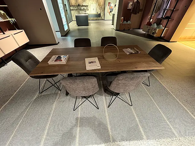 Exklusives Esszimmer - Messestück - Sideboard schwebende Optik mit LED-Backlight-System - Tischgruppe mit 6 Stühlen