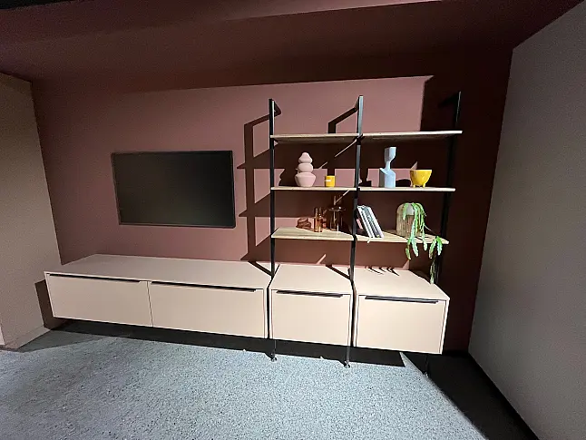 Exklusives Esszimmer - Messestück - Sideboard schwebende Optik mit LED-Backlight-System - Tischgruppe mit 6 Stühlen
