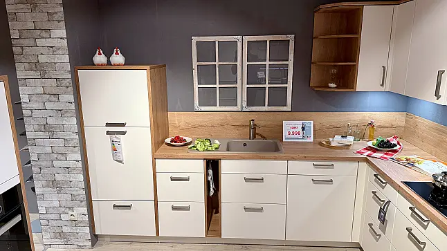L- Küche 310- 255 cm mit Gerätblock 125 cm, Lack Magnolia, schlichtes Design, hochgebauter Geschirrspüler, Keramikspüle, tolle Ausstattung