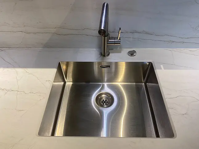 Modernes Design &amp; Miele Geräte