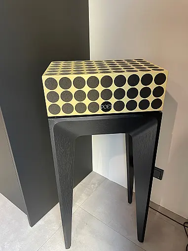 pandoretta°, POET Edition in Goldfarben mit black-base Standfuß