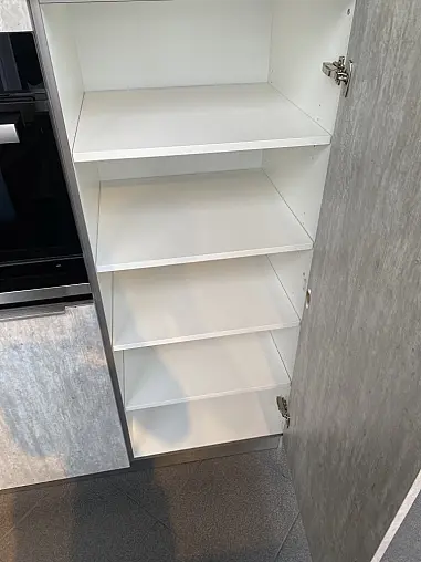 Moderne Edelstahl Insel APL mit Highboardschrankseite