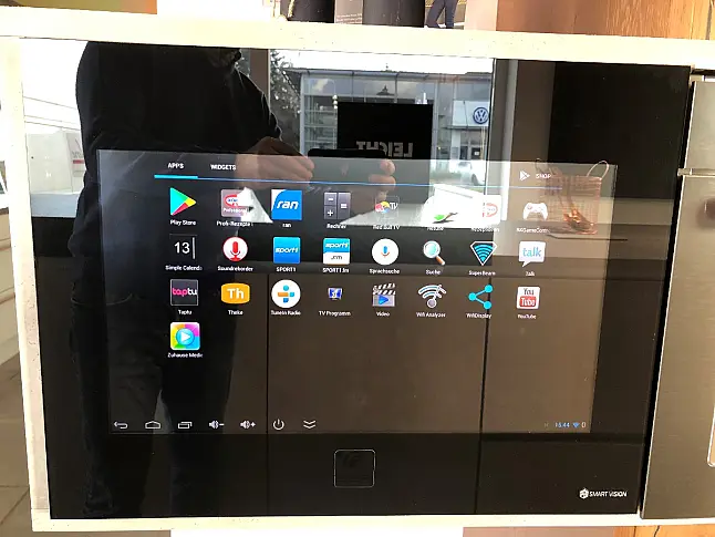 Tirion Smart Vision Einbau Multimedia System als Türe in 450mm Höhe mit Micosoft System