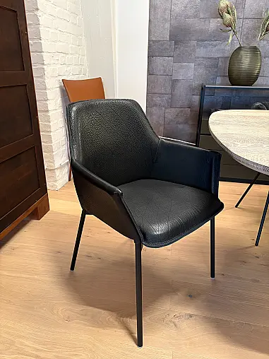 Freifrau Grace Armchair