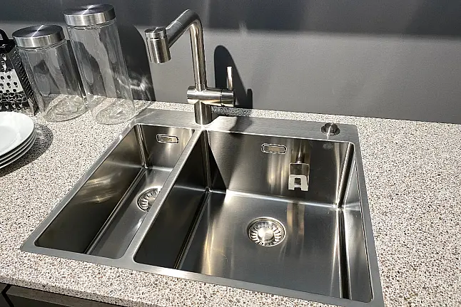 Koje 6 - Nolte "Portland Legno" Zement Anthrazit - NEFF